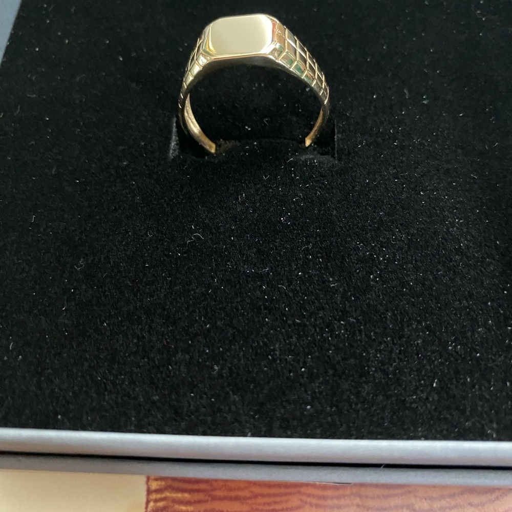 14k Gold signet ring men’s size 12